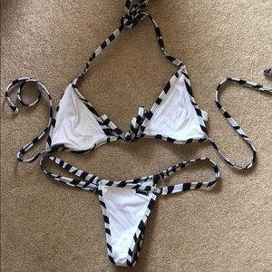 Bikini / Swimsuit